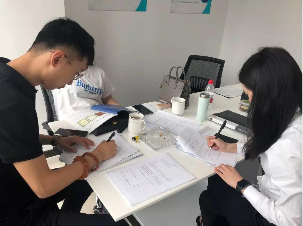 熱烈祝賀陳總簽約創綠家江蘇省南京市溧水縣區級代理！